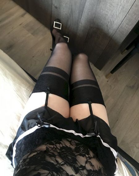 带着手机闯荡异世界_4K免费在线播放