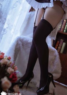 《诱人的飞行》_1080在线手机播放