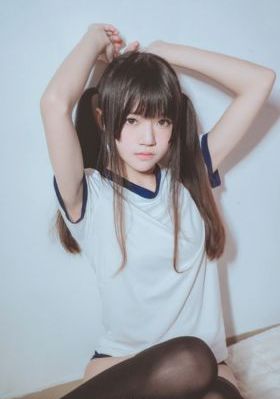 女大学生的沙龙室免费看_超清影视在线观看